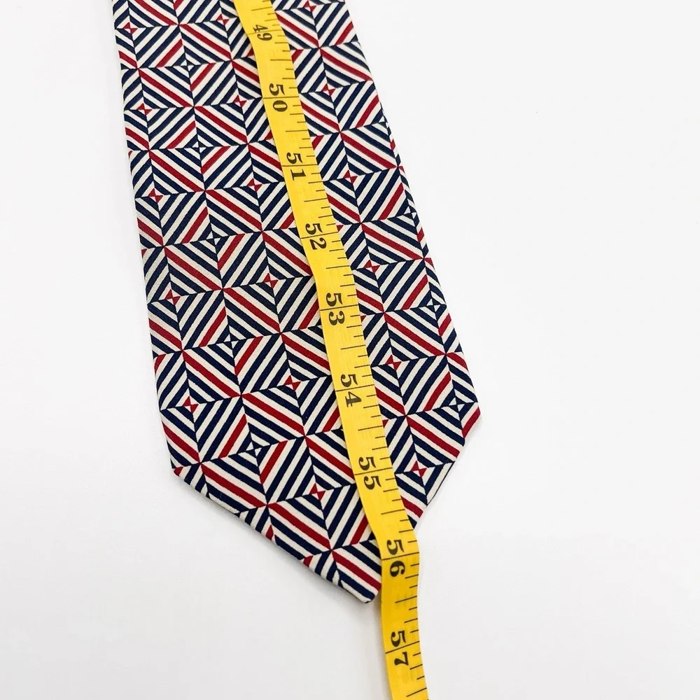 VTG Burberry of London Tie Mens 100% Silk Hand Sewn Made in USA Luxury